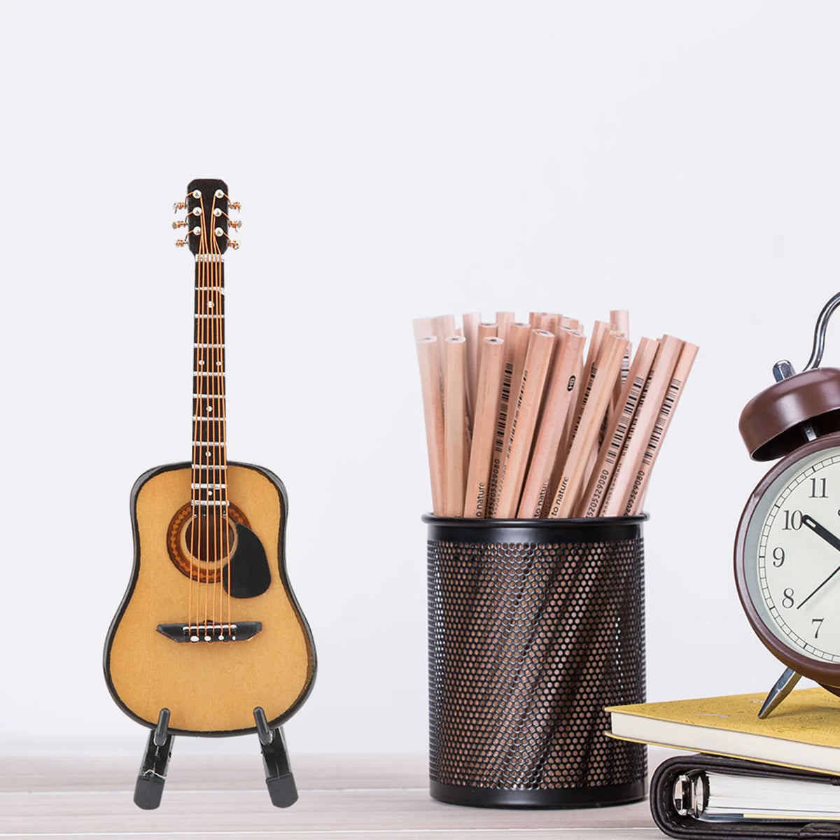 Guitar Model Decor Mini Guitar Display Miniature Wooden Guitar Model Display Mini Ornaments Craft Home Decor Mini Guitar Model