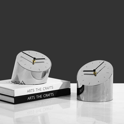 Luxury Metal Decorative Table Clock for Interior Decor