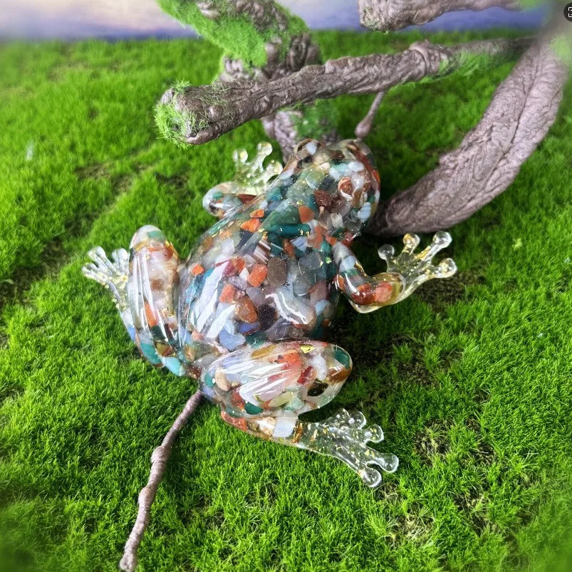 Resin Frog Decor with Crystal Pebbles - Cute Desktop Ornament, Car Dashboard Figurine, Unique Gift for Nature Lovers