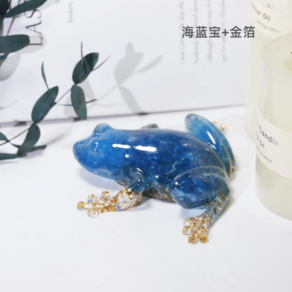 Resin Frog Decor with Crystal Pebbles - Cute Desktop Ornament, Car Dashboard Figurine, Unique Gift for Nature Lovers