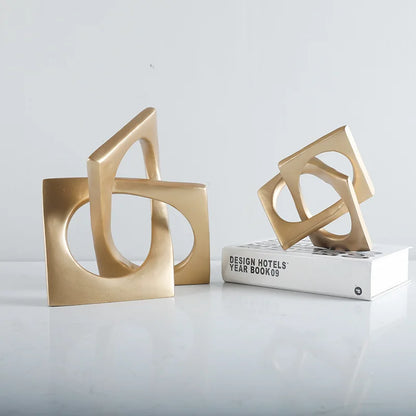 Modern Ornaments Creative Desk Ornament Nordic Aesthetic Bedroom Accessory Elegant Living Room Accessories Home Decorations