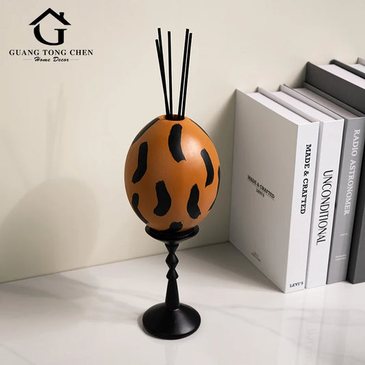 Hot Sale Giving Gifts Decorations Brown White Home Decor Luxury Aromatherapy Resin Ornament