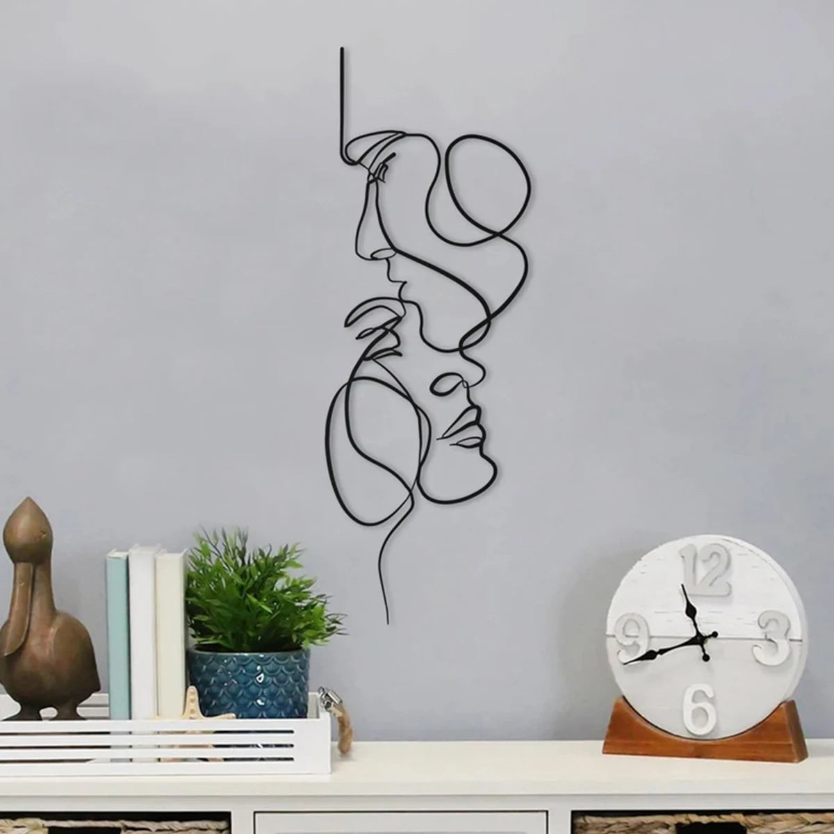 Metal Wall Art Decor Minimalist Facial Line Wall Decor Abstract Iron Wall Sculpture Modern Hanging Wall Art Decor Living Room